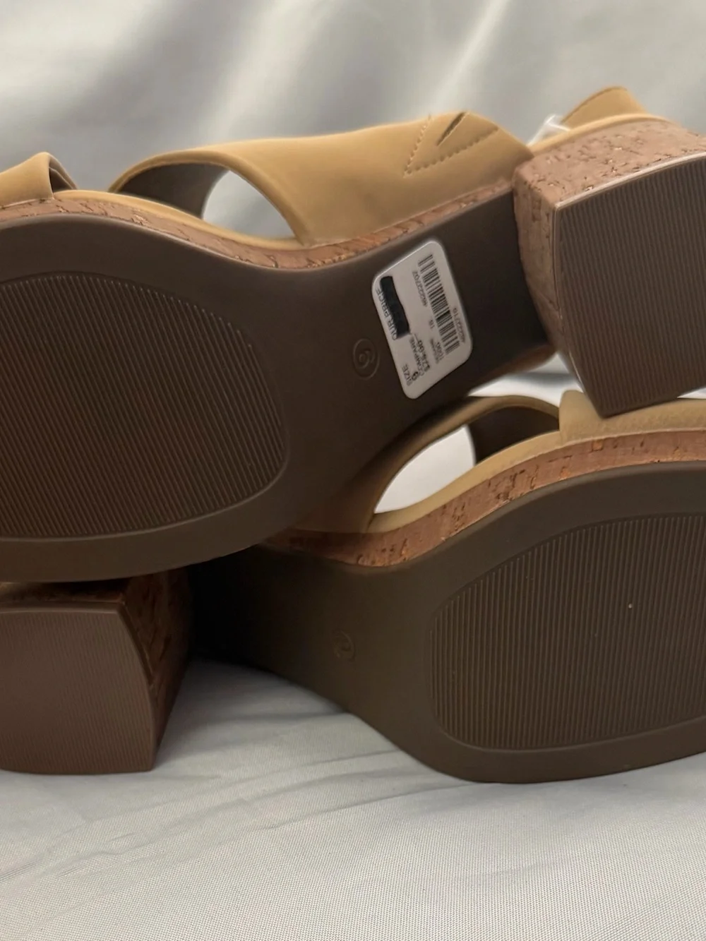 Cross‑Strap Cork Block Heel faux leather Sandal in Tan 3.5 inch heel